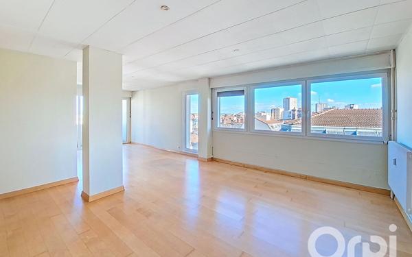 Appartement à vendre    4 pièces •  Nancy