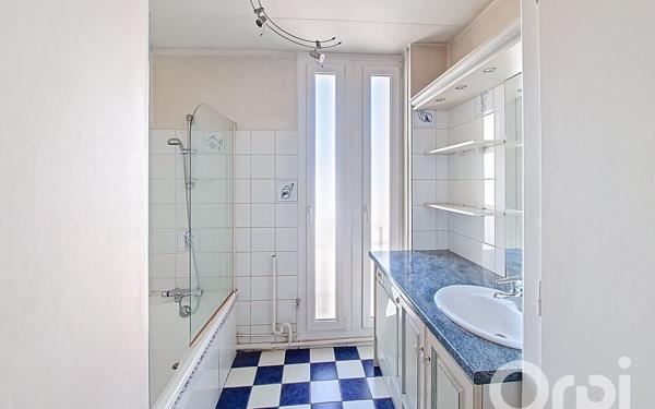 Appartement à vendre    4 pièces •  Nancy