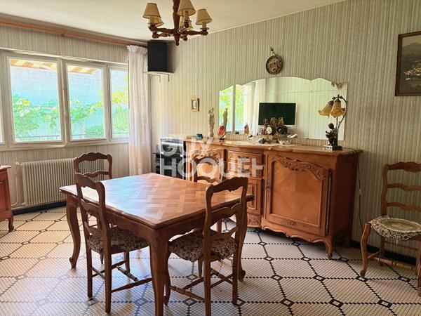 MAISON 3 CHAMBRES PROCHE TRAM ET GARE PESSAC