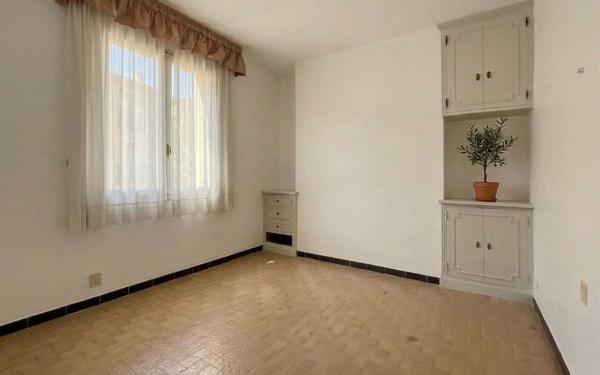 Appartement à vendre    2 pièces • 102,68 m2 Le Cannet