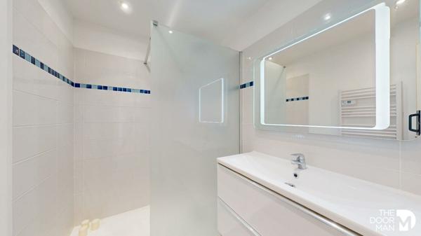 Appartement - À vendre - 69 m² - LE LAVANDOU | The Door Man