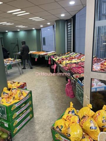 Commerce à vendre 3 pièces de 105 m²