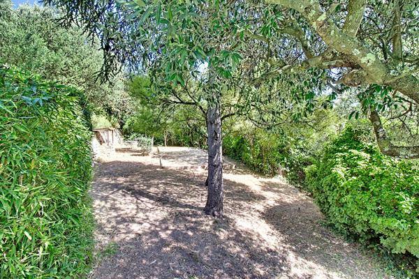 À VENDRE NOUVEAUTÉ  A DRAGUIGNAN - MAISON 2 APPARTEMENTS de 190m2 + PISCINE + GARAGE