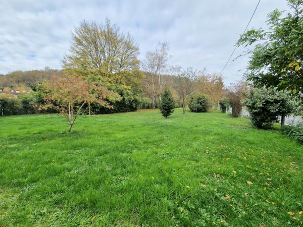 Maison divisé en 3 appartement loués, 121.50 m², 103.44 m², 54.44 m².