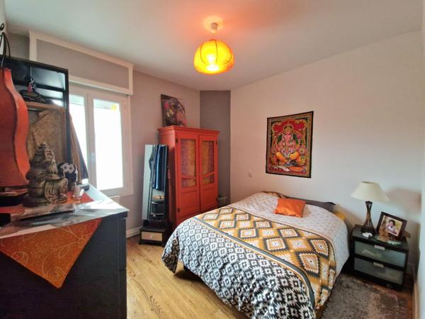 Maison divisé en 3 appartement loués, 121.50 m², 103.44 m², 54.44 m².