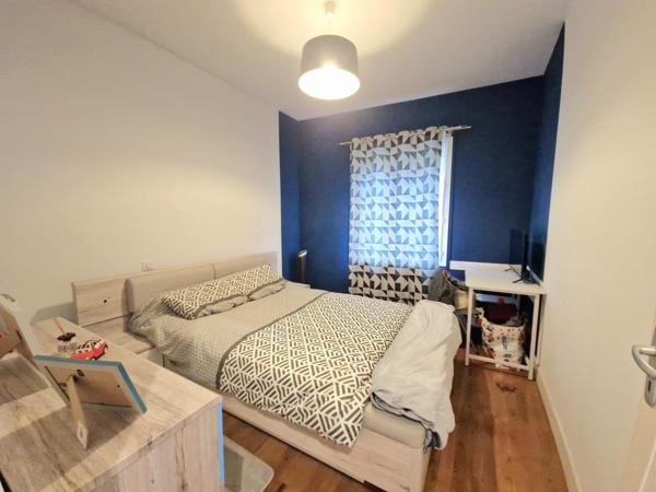 Maison divisé en 3 appartement loués, 121.50 m², 103.44 m², 54.44 m².