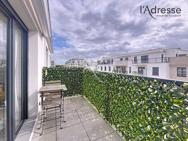 Appartement Suresnes 3 pièces meublée/Parking