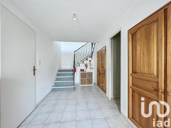 Maison traditionnelle 4 pièces de 105 m² à Châtillon-sur-Marne (51700)