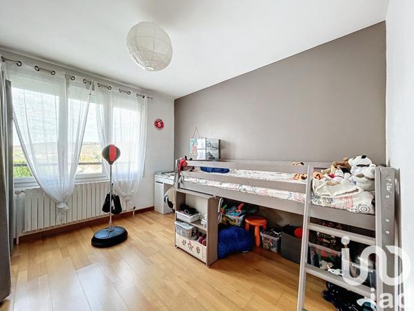 Maison traditionnelle 4 pièces de 105 m² à Châtillon-sur-Marne (51700)