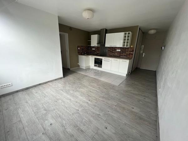 À vendre : Appartement 2 pièces à Pontoise - Secteur Hermitage €155 000 ** - Référence 11067