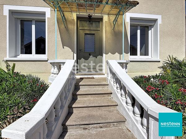 Bien rare à Feurs, seulement dans votre agence NESTENN, 3 chambres,  116 m2 habitables sur terrain clos de 515  m2  avec garage