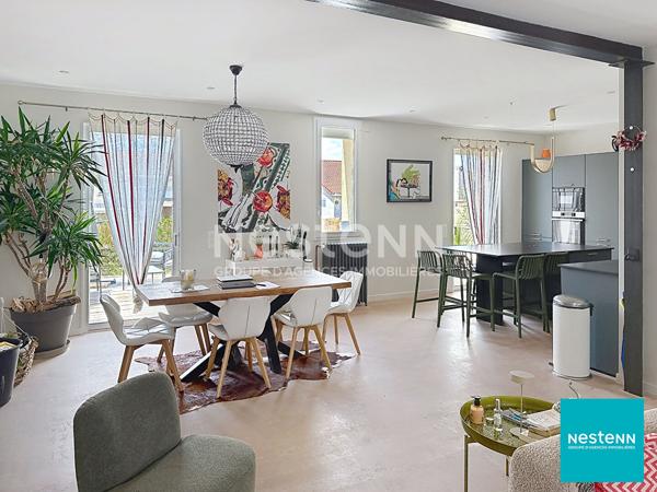 Bien rare à Feurs, seulement dans votre agence NESTENN, 3 chambres,  116 m2 habitables sur terrain clos de 515  m2  avec garage