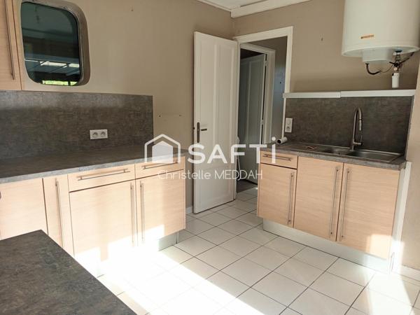 Maison en pierre mitoyenne – Pleurtuit centre – 90 m² – 3 chambres