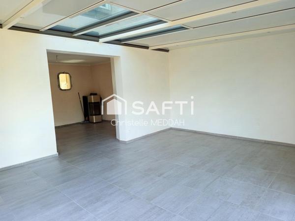 Maison en pierre mitoyenne – Pleurtuit centre – 90 m² – 3 chambres