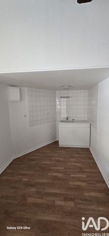 Location studio 28 m² Paulhaguet