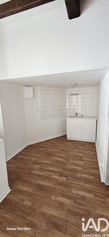 Location studio 28 m² Paulhaguet
