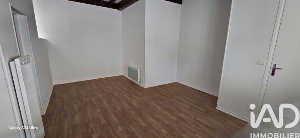 Location studio 28 m² Paulhaguet