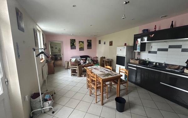 Maison à vendre    3 pièces •  Saint-Junien