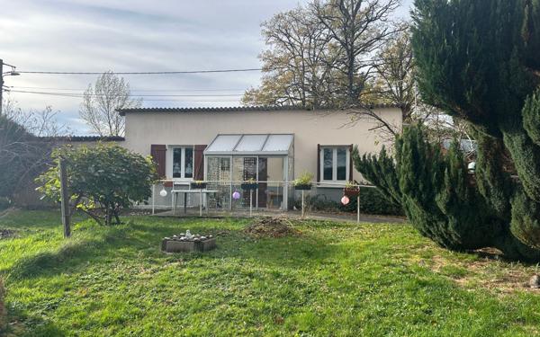 Maison à vendre    3 pièces •  Saint-Junien