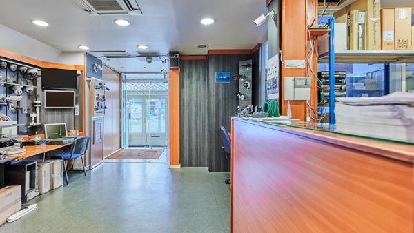 Local commercial Paris 11e - SAINTE-AMBROISE / LA ROQUETTE