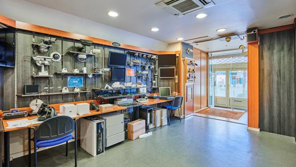 Local commercial Paris 11e - SAINTE-AMBROISE / LA ROQUETTE