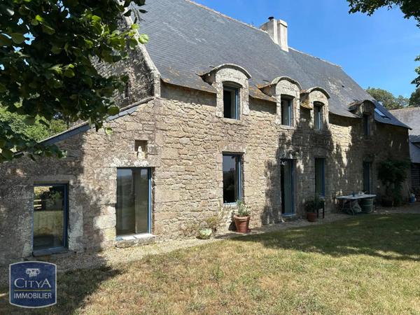 Maison à louer 5 pièces 217.12m²