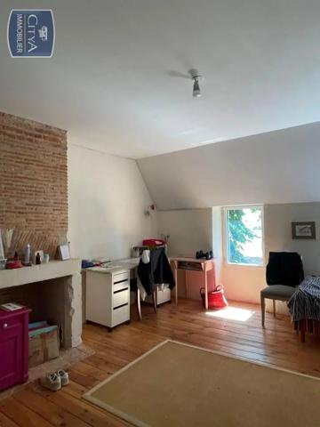 Maison à louer 5 pièces 217.12m²