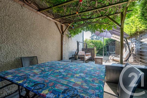 Maison à vendre  7 pièces - 137 m2 COUBRON - 93