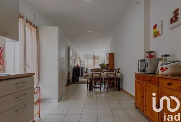 Maison à vendre 5 pièces 220 m² Beaucaire