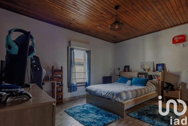 Maison à vendre 5 pièces 220 m² Beaucaire