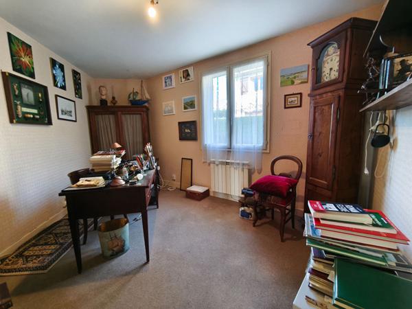 Pavillon Nevers 3 chambres, sous-sol total, Quartier Les Montapins, Résidentiel, Proche Hôpital, 2 heures de Paris