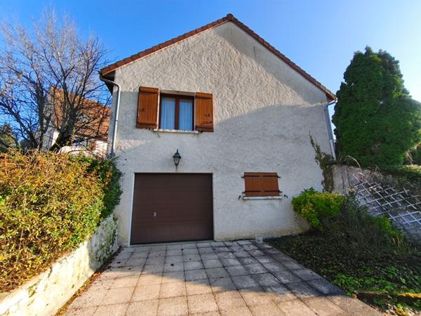 Pavillon Nevers 3 chambres, sous-sol total, Quartier Les Montapins, Résidentiel, Proche Hôpital, 2 heures de Paris