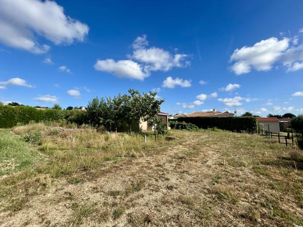Terrain - 742 m²