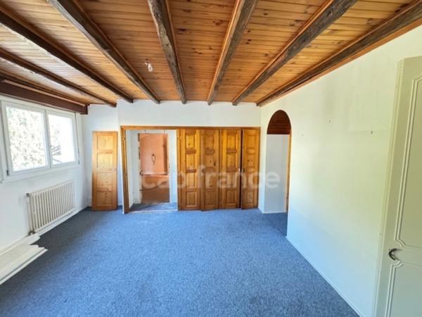 Immeuble à vendre GEX (01)