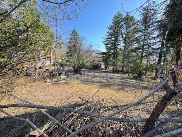 Immeuble à vendre GEX (01)