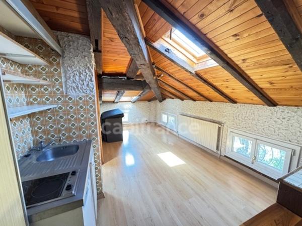 Immeuble à vendre GEX (01)