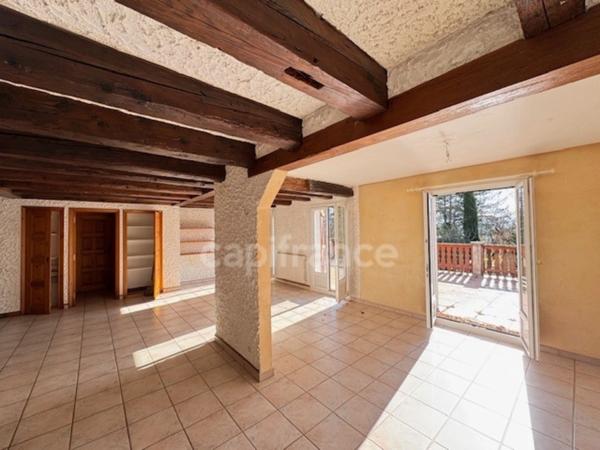 Immeuble à vendre GEX (01)