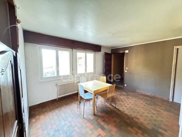 Immeuble à vendre GEX (01)