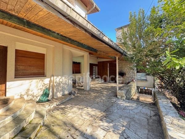 Immeuble à vendre GEX (01)