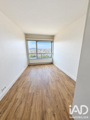 Location appartement 2 pièces 61 m² Paris 15
