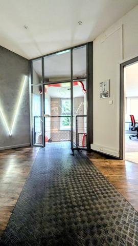 Bureaux avec stockage