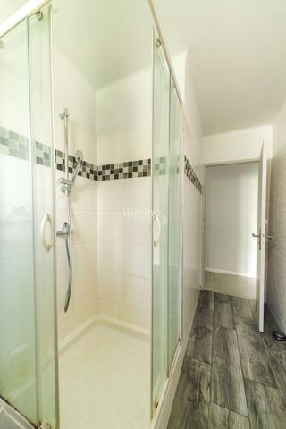 Maison blanche - Dromel -Traversant