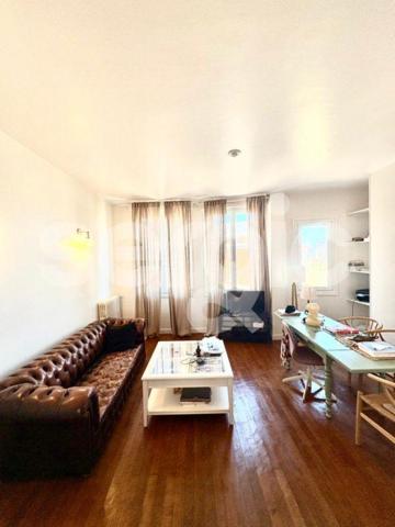 Location 3 Pieces 79 80000 Amiens 25 1685 01 0040