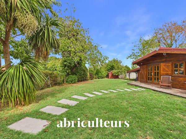 Maison de plain-pied de 140 m² 4 chambres -5 parking Saint-Jean-de-Boiseau (44640)