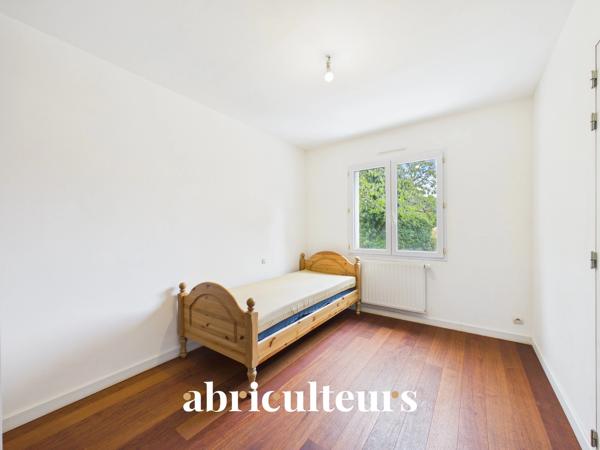 Maison de plain-pied de 140 m² 4 chambres -5 parking Saint-Jean-de-Boiseau (44640)
