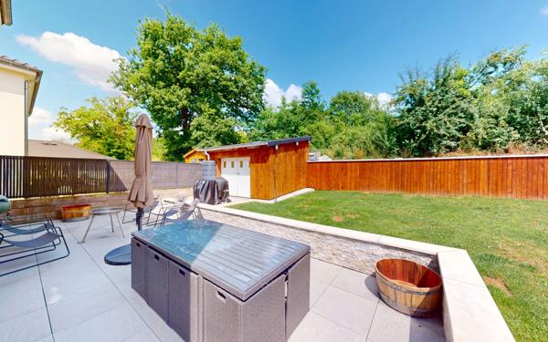 Maison à vendre    5 pièces •  Bertrange