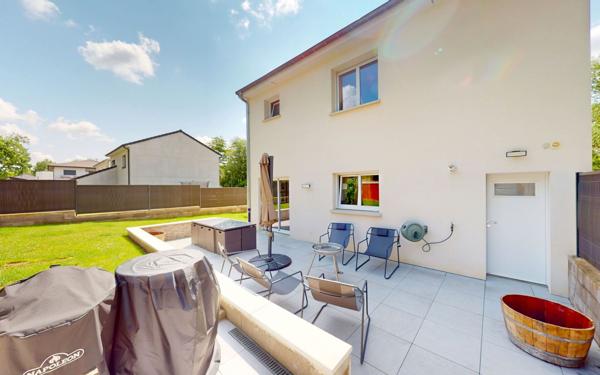 Maison à vendre    5 pièces •  Bertrange