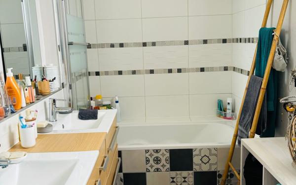 Maison à vendre    8 pièces •  Clérieux