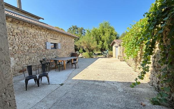 Maison à vendre    8 pièces •  Clérieux