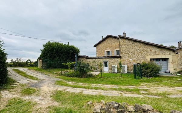 Maison à vendre    8 pièces •  Clérieux